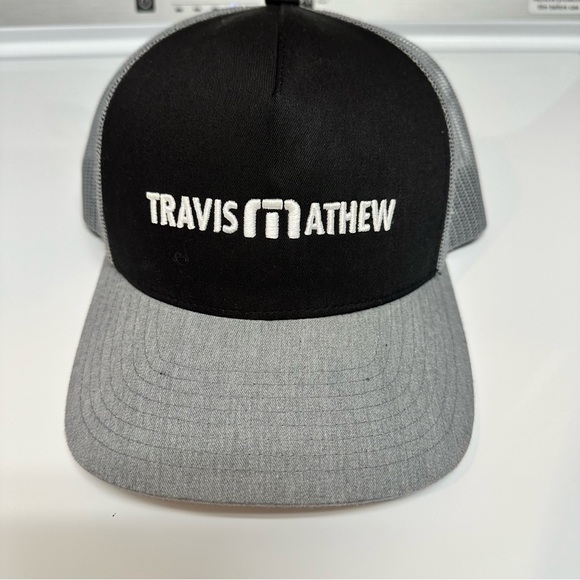 Travis Mathew Gray Black Trucker Hat Baseball Golf Cap Adjustable - Picture 2 of 6